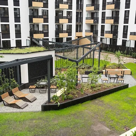 Stylish For 6 With Balcony Near The Main Square By Renters アパート *