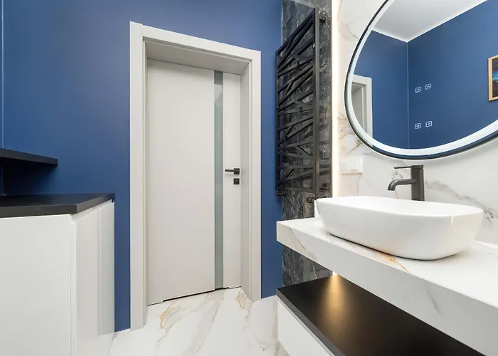 Stylish For 6 With Balcony Near The Main Square By Renters * 브로츠와프