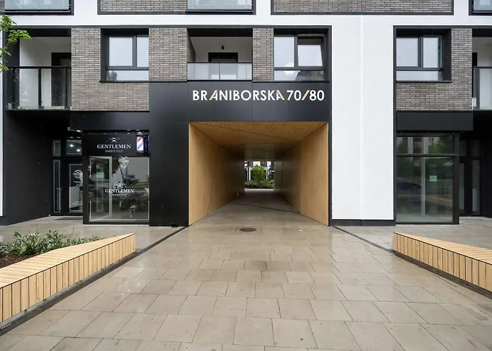 Stylish For 6 With Balcony Near The Main Square By Renters * 브로츠와프