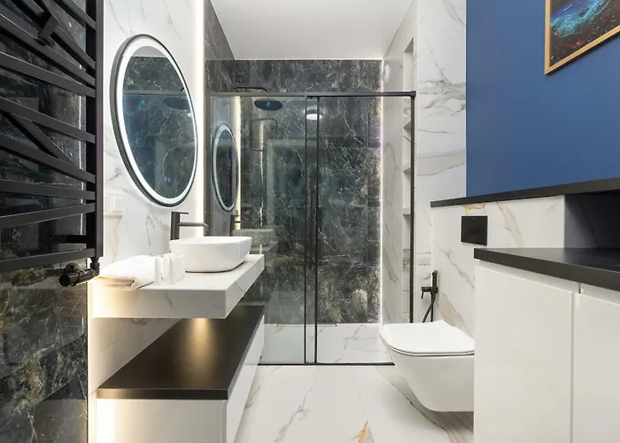 Stylish For 6 With Balcony Near The Main Square By Renters 브로츠와프